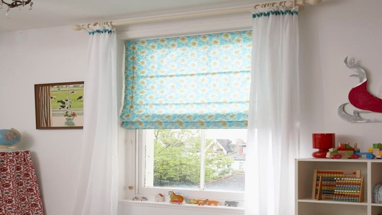 What is a Roman Blind?