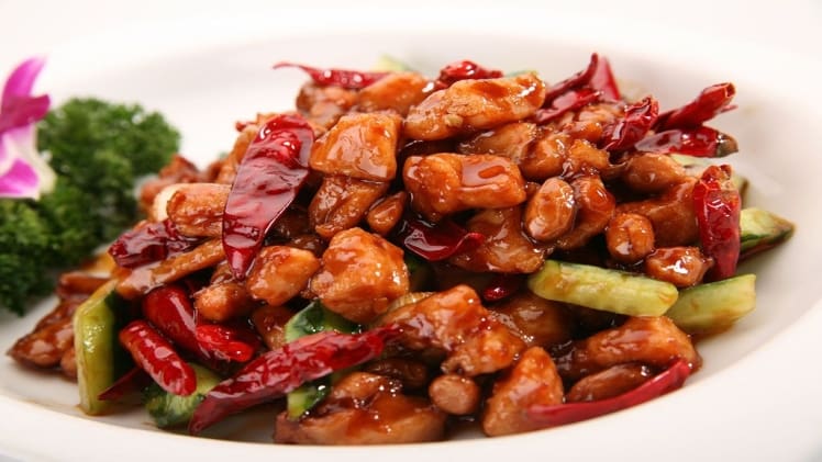 Battle of the Spicy Poultry: Kung Pao vs Hunan! 1666097365422