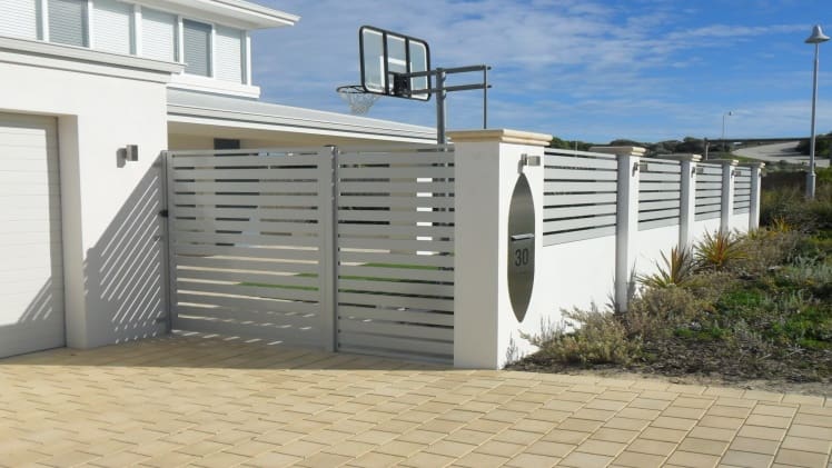 Perth’s Perfect Pick: Aluminium Slat Gates! 2011 11 20 01.21.01