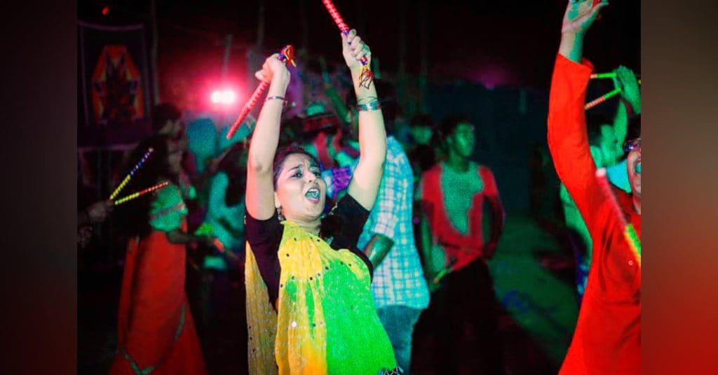 Dancing the Night Away: Kolkata’s Dandiya Delight Dancing the N