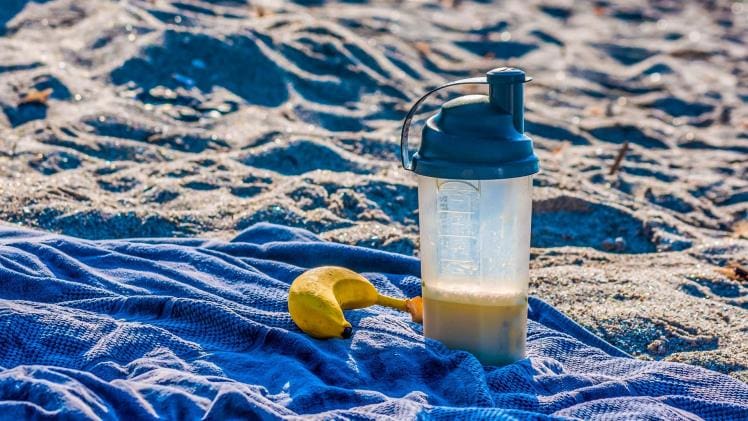 EAS-y Deliciousness: Carb Control Shake Reviewed! Eas Y Deliciousness Carb Control Shake Reviewed