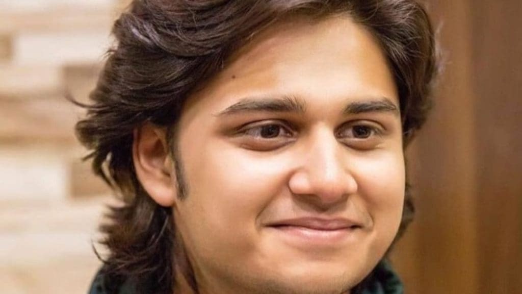 Laxmikant Berde Bio, Net Worth, Weight, Age, Wiki, Filmography, Girlfriends, Wife Laxmikant B