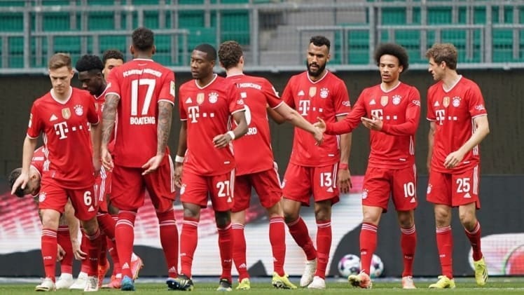 Eric Maxim Choupo-moting Bayern Celebrate 1040x572