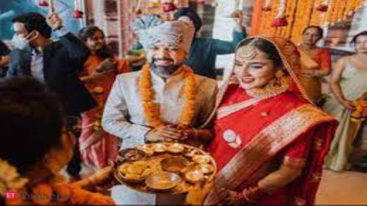 Anand Tiwari Bio, Net Worth, Weight, Age, Wiki, Filmography, Girlfriends, Wife Download (97)