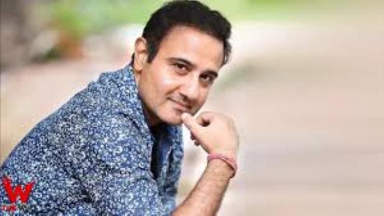 Vivek Mushran Bio, Net Worth, Weight, Age, Wiki, Filmography, Girlfriends, Wife Images (15)