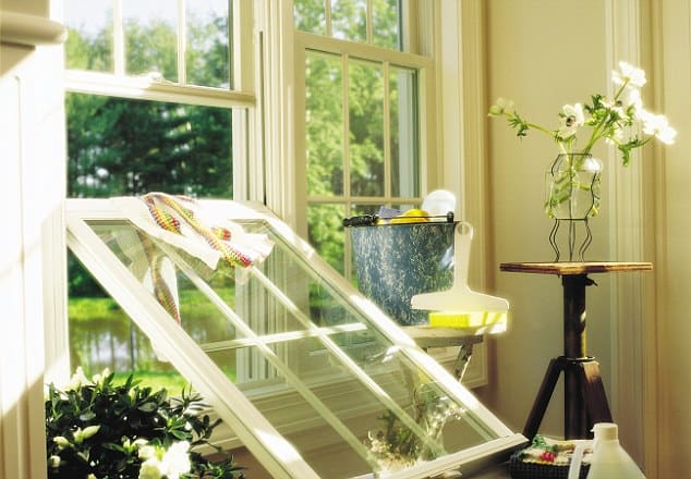 Are Wooden Double-glazed Windows Worth the Money Spent on Them? 0e9da5e200000514 4316022 Any Prospective Purchaser Would Be Put off by Flaking Paintwork a 2 1489580124396